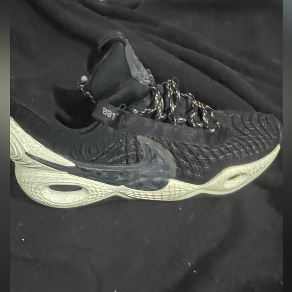 Nike cosmic unity green glow - Picture 2 of 5